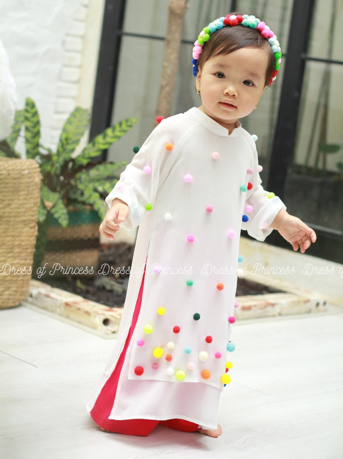 Kids White Ao Dai Dress: Vietnamese Lunar New Year Outfit
